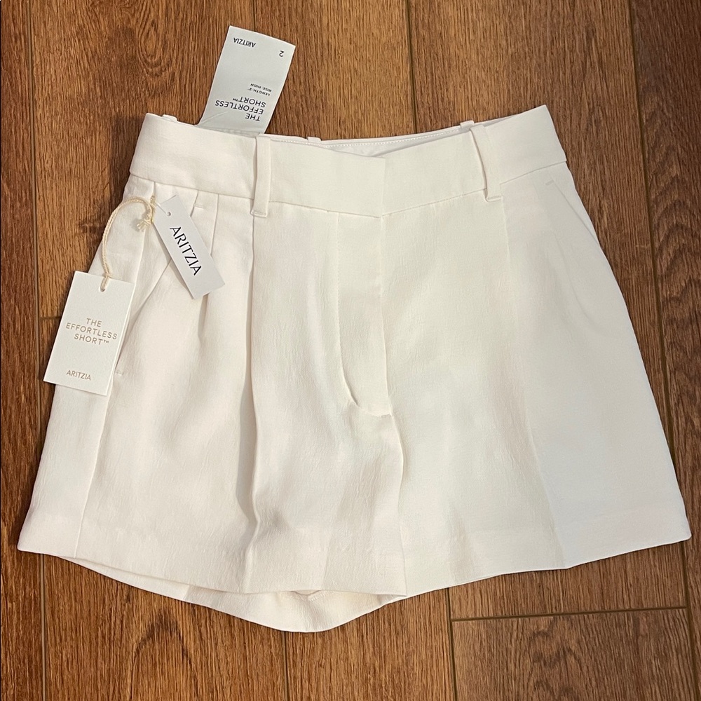 Aritzia effortless short